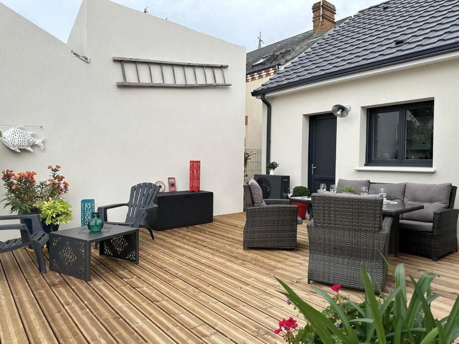Saint-Denis-de lʼHôtel * Domaine De La Solaie * - Proche Bords De Loireヴィラ エクステリア 写真